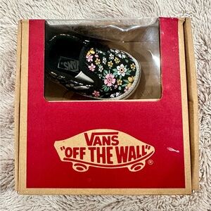 Vans Slip-on V crib